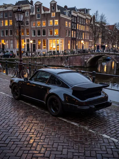 Crépuscule à Amsterdam